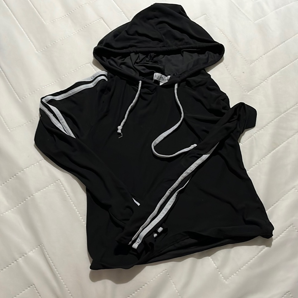 Girls black sweatshirt